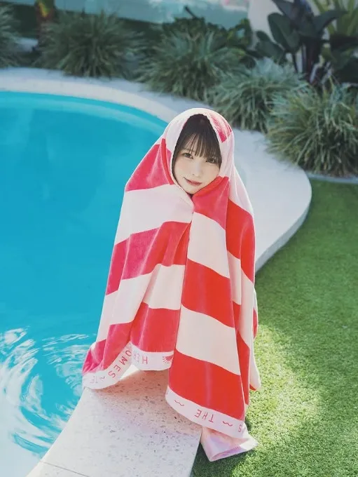 えなこ、写真集“転売”問題に言及「定価以上で買ってほしくない」「転売品には手を出さずに待って」