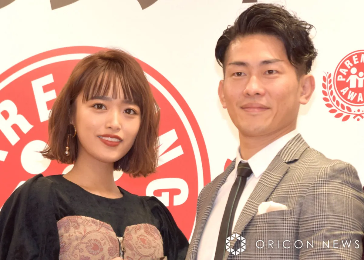 近藤千尋、夫・ジャンポケ太田＆3人の娘たちと家族5ショットで結婚10周年を報告「いつまでも彼女扱いしてくれる夫に感謝」
