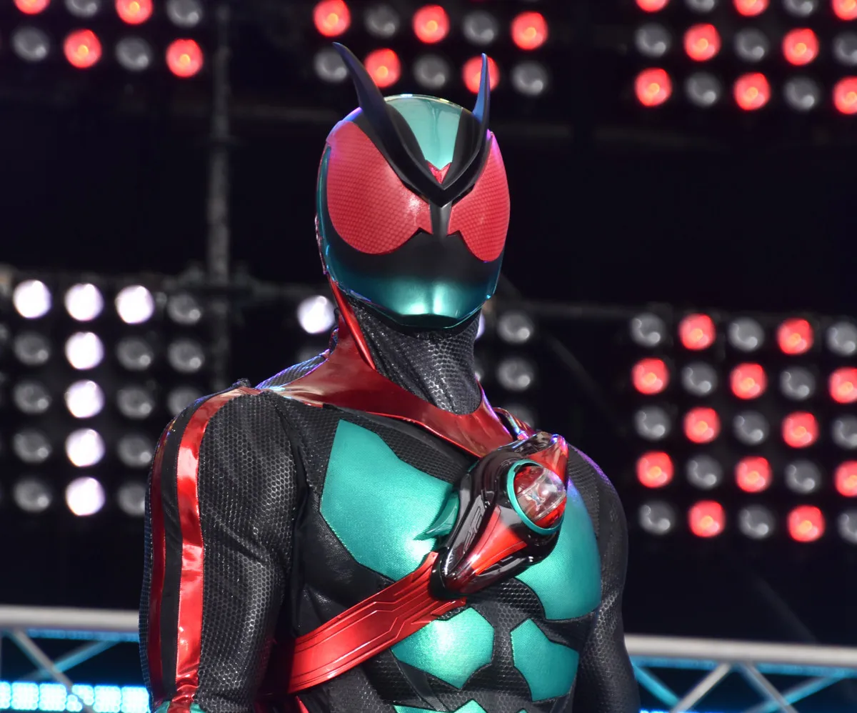 『仮面ライダーゼッツ』放送スタート　スタイリッシュスパイアクションから夢の超戦闘シーンの連続　ファン「ほんとに30分だったの？」