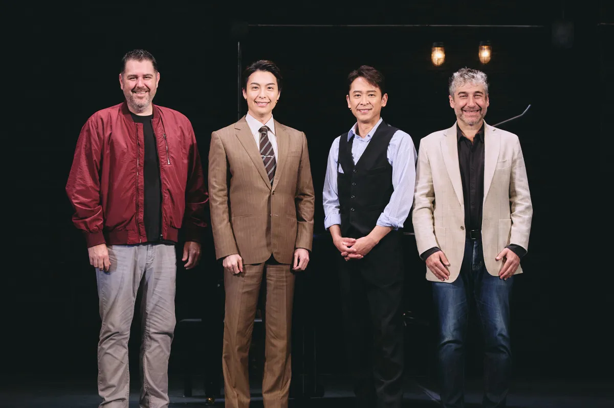 坂本昌行、舞台『MURDER for Two』が開幕「日本の皆さんに素晴らしい作品を」