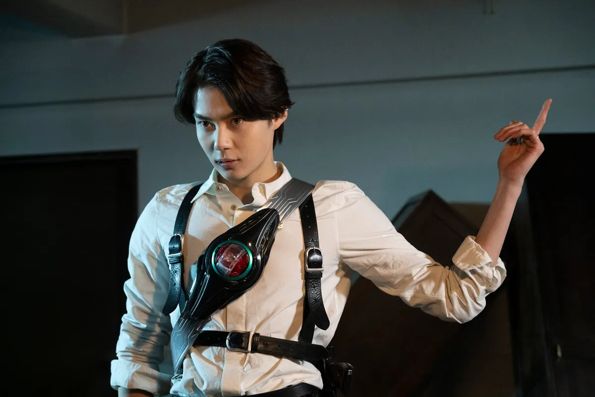 史上初の胸に巻く変身ベルトとクールな変身が話題　『仮面ライダーゼッツ』初回放送で世界トレンド1位に