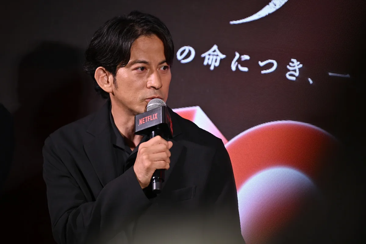 岡田准一、時代劇離れに一石を投じる　Netflixシリーズ『イクサガミ』「“活劇のかっこよさ”を現代に取り戻す」