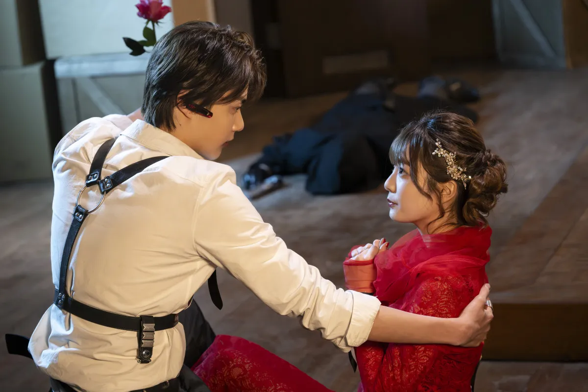 『仮面ライダーゼッツ』が1話から大反響　原点回帰しつつも斬新さもあるフォルムに　第2話はボムナイトメアが登場