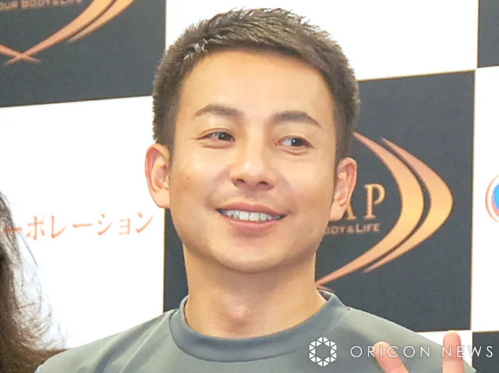 我が家・坪倉、ミシン趣味のコカドからの“誕プレ”紹介「すごく似合ってます！」
