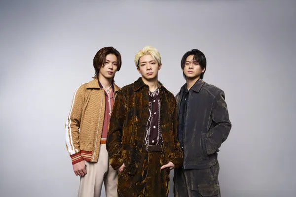 Number_i×タワレコ、大型コラボ　2ndフルアルバムリリース記念　衣装&パネル展も開催