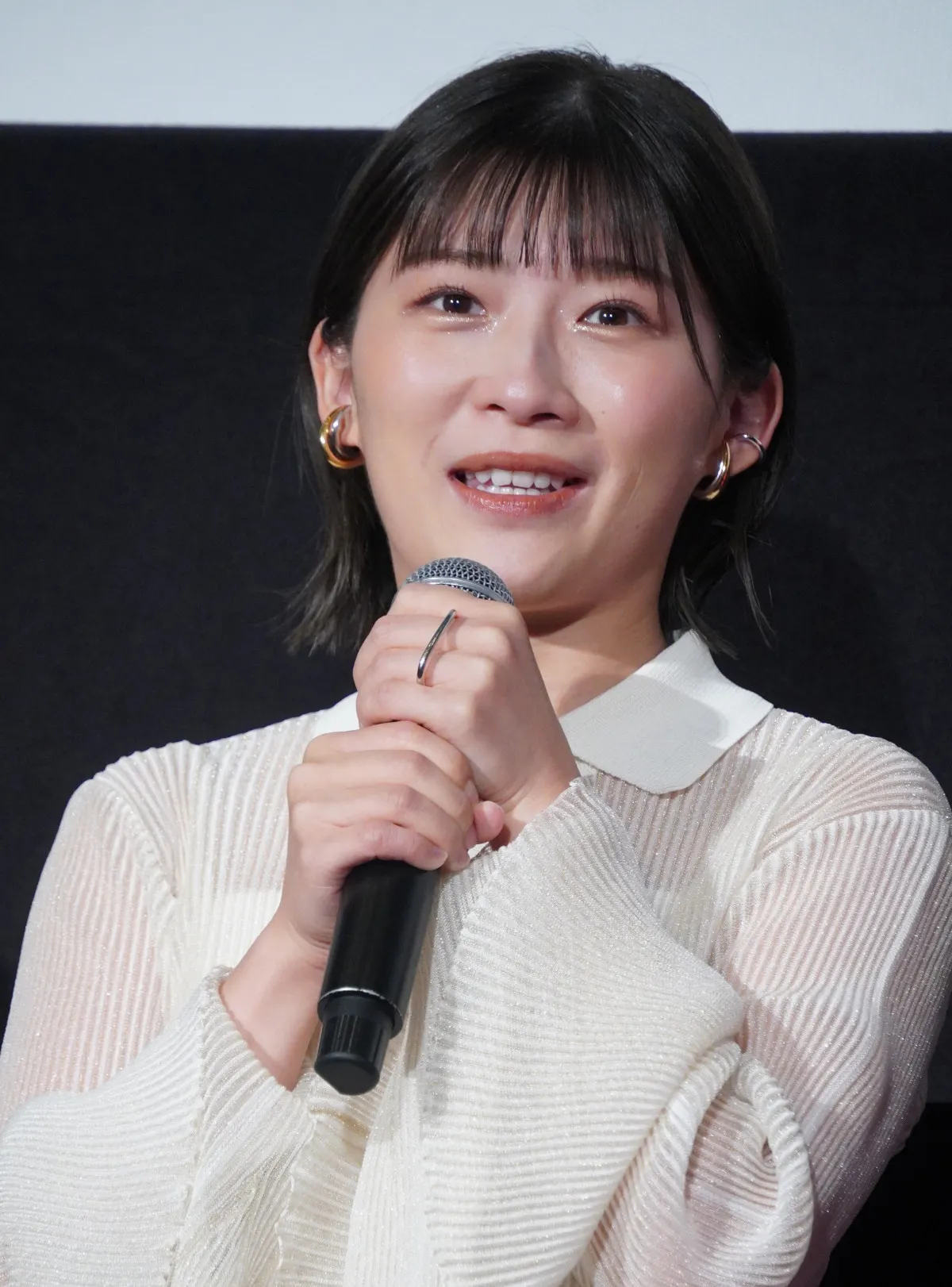 伊藤沙莉、12月の沖縄に半袖で乗り込む「寒かった」　肥後克広の“プレゼント”に感謝