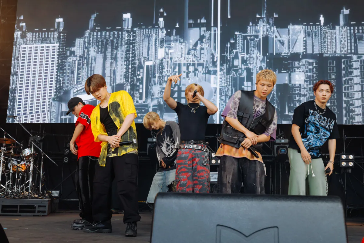 BE:FIRST、4年連続出演『ROCK IN JAPAN』で圧巻ステージ 新曲「Secret Garden」初ライブ披露
