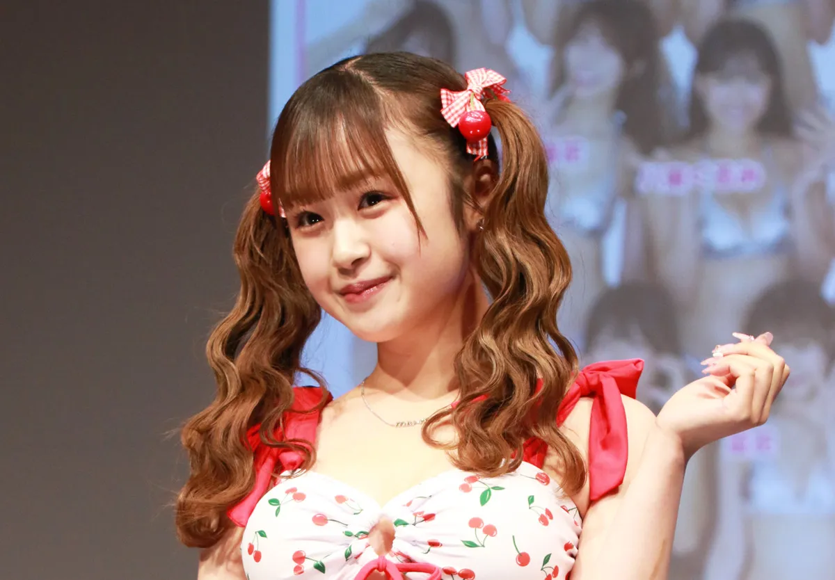 身長152cm童顔のミスFLASH2026ファイナリスト・菜花「グランプリになったら得意の変顔見せます」