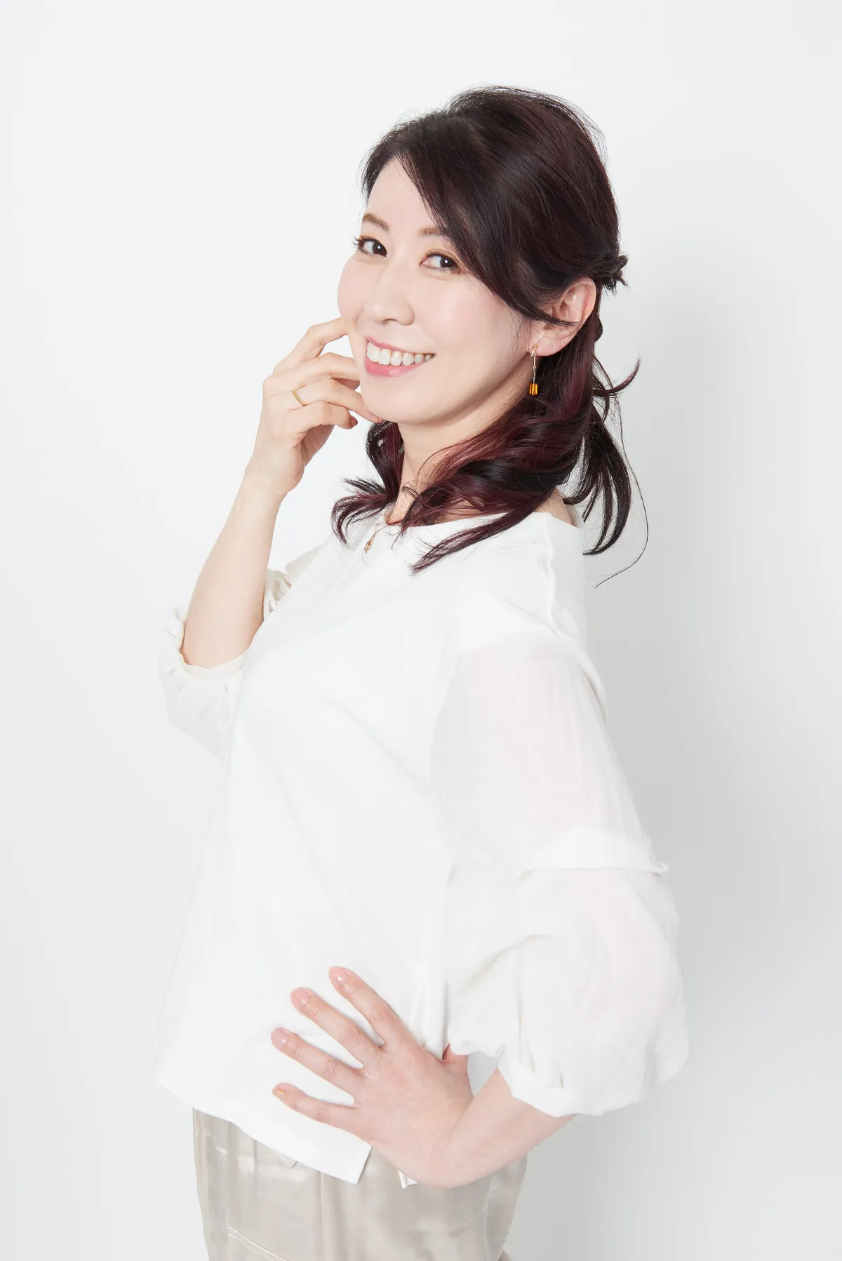 三石琴乃、右肩故障　『世界陸上』デュプランティス世界新記録の瞬間に「バンザイして…」