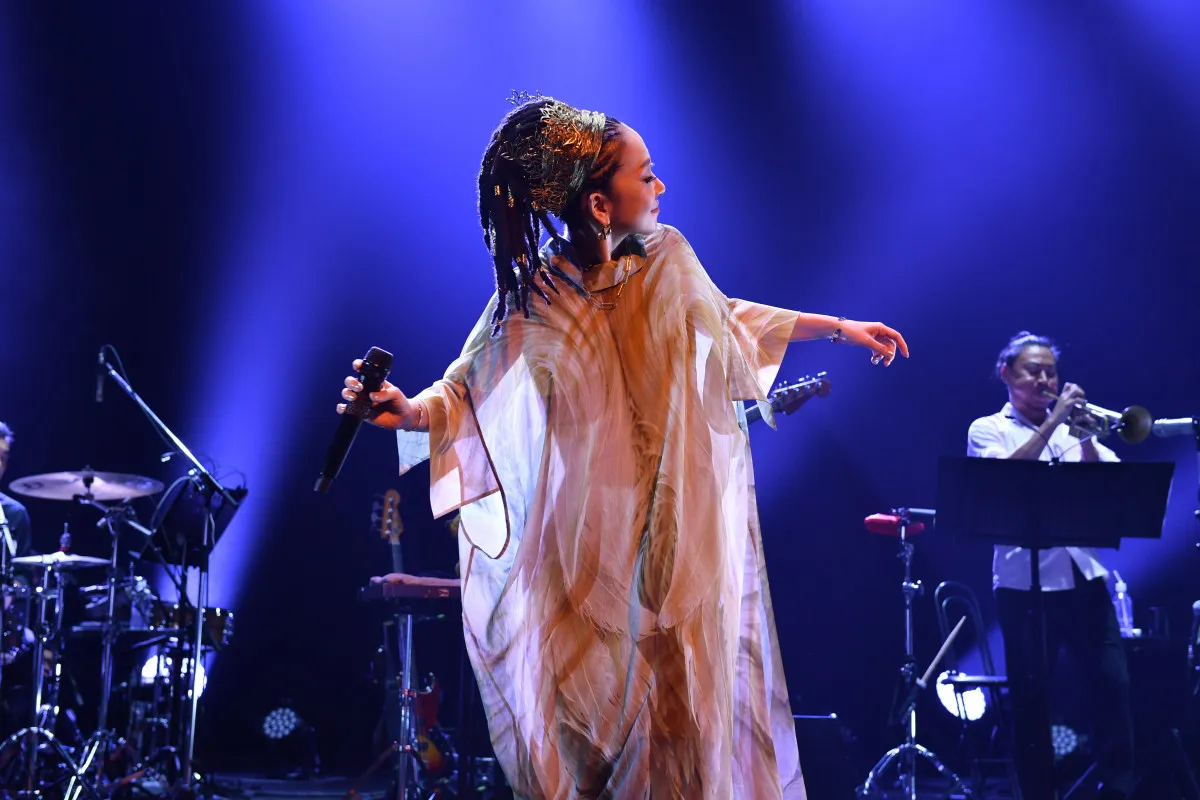 MISIA、ジャズ×ファンクで魅せたスペシャルステージ　来年『星空のライヴ XIII』開催もサプライズ発表