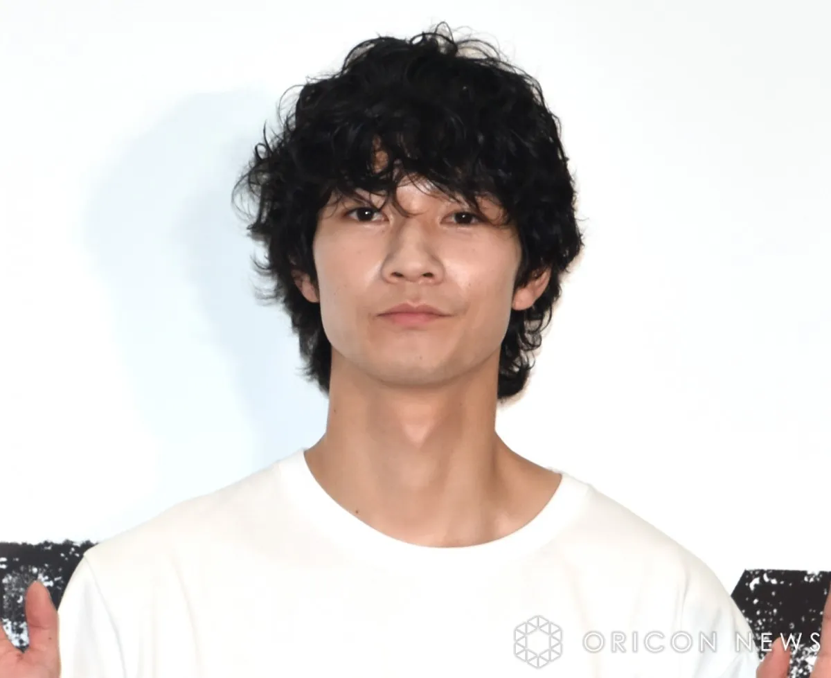 脳内出血で療養中の清原翔、近影ショット公開　北村匠海＆上杉柊平らと“再会”「やばいメンツー」「仲間最高だね」