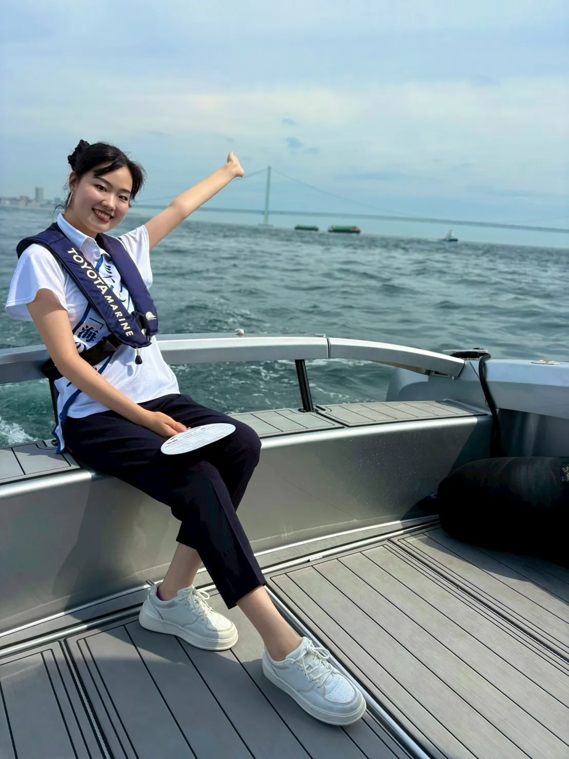 ミス日本「海の日」高橋彩乃、マリンカーニバル2025inマリンピア神戸に登場「改めて“海っていいな”と感じられる一日となりました」