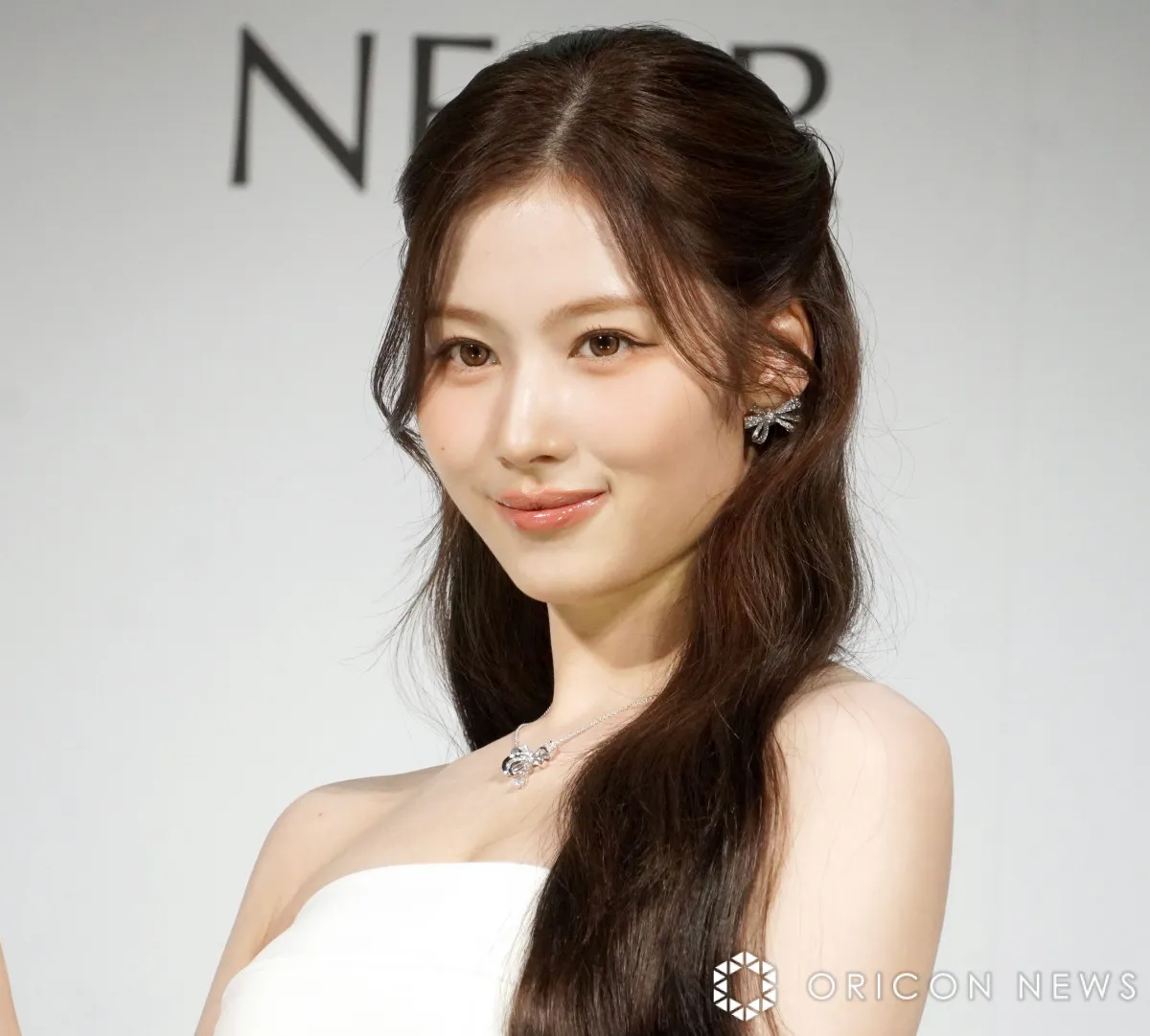 TWICE・SANA、“サナボディ”の秘けつ紹介「一緒に頑張りましょう！」　つい食べたくなるものも告白
