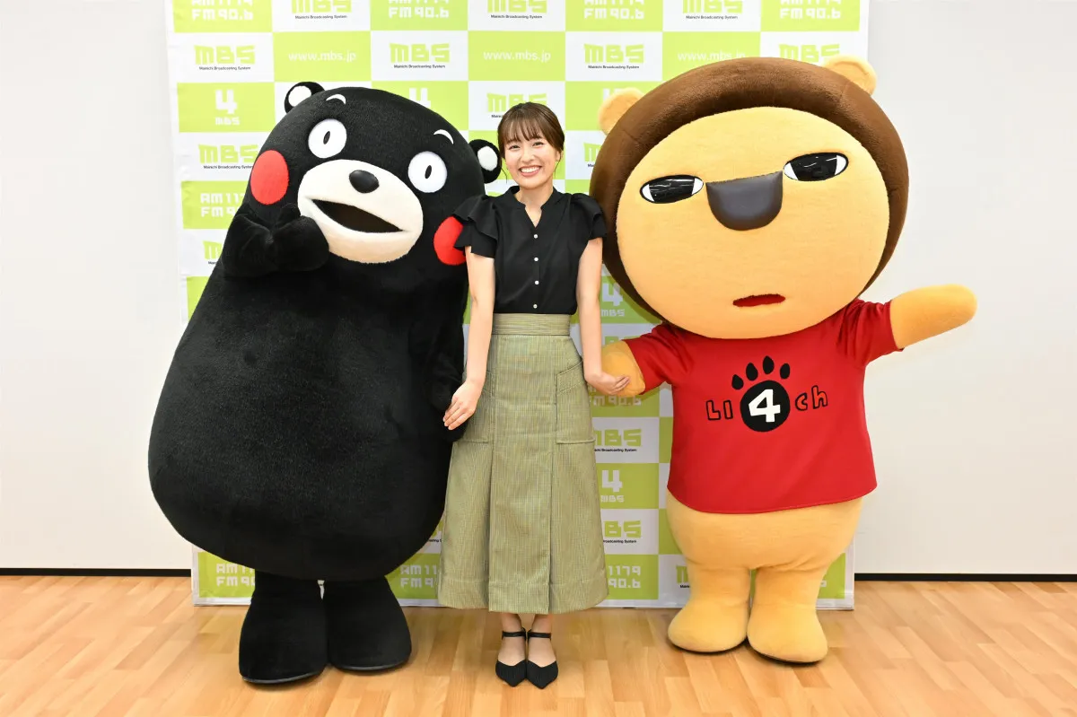 熊本出身のMBS山崎香佳アナが「特別な時間」報告　くまモン来社、らいよんチャンと3ショット