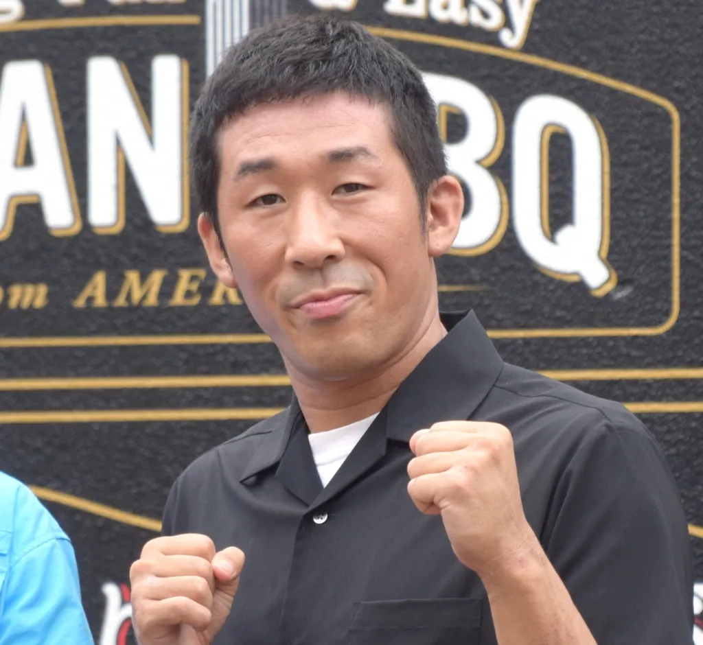 麒麟・田村裕、「ずっと会いたかった」歌手との2ショット　NSC時代に縁「タイムスリップしました」