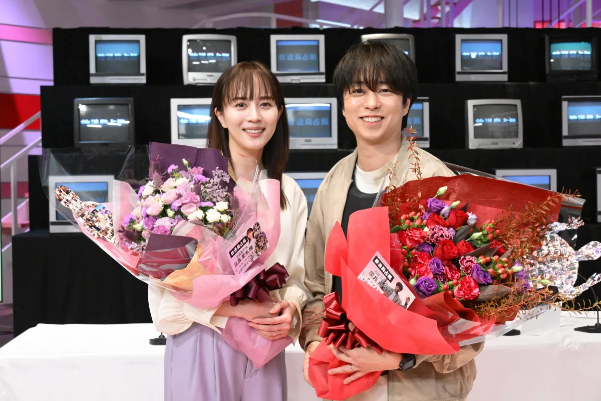 『放送局占拠』櫻井翔＆比嘉愛未ら、クランクアップ「またもう1回できたらいいな」【コメント全文】