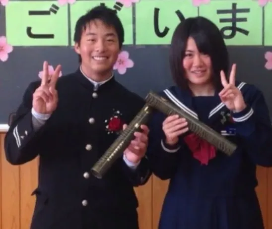 「恩師、ビックリするやろなぁ～」親友の後押しで始まった中学生カップル、７年半後の姿に「奥様、垢抜けスゴっ！」「幸せそー！」