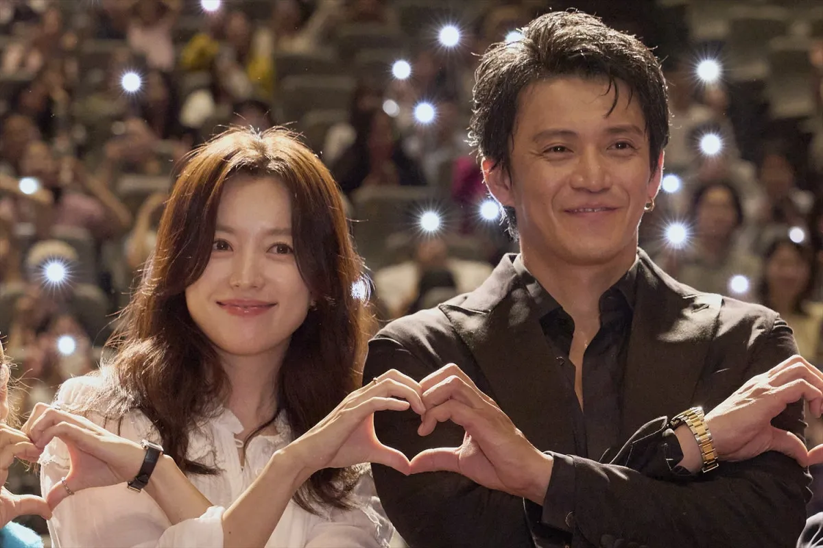 小栗旬＆ハン・ヒョジュ、公の場に初登場　Netflix新作『匿名の恋人たち』釜山国際映画祭で世界初上映