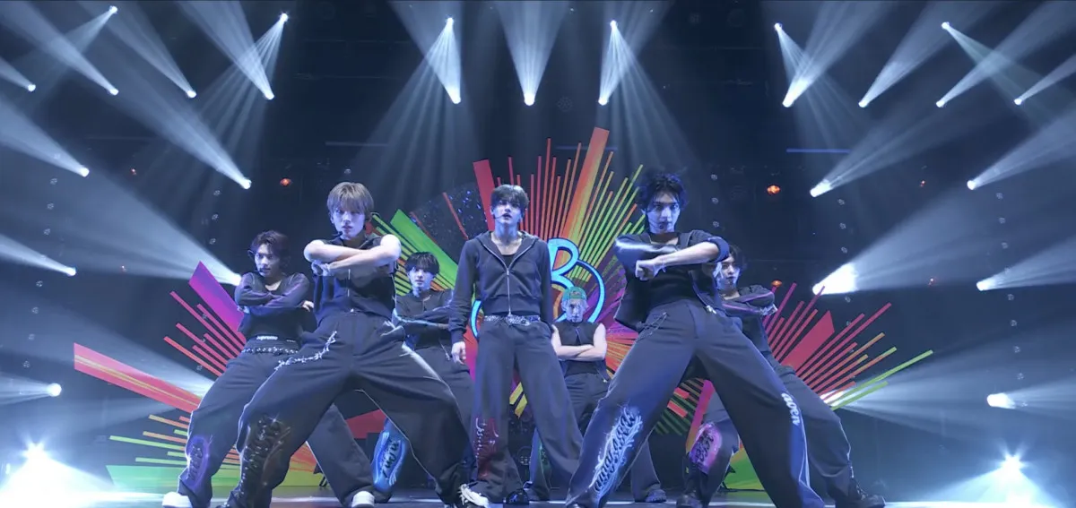 aoen、“先輩”&TEAMとステージ共演　平成名曲カバーや「HYBE選抜」ダンスなどスペシャルステージ