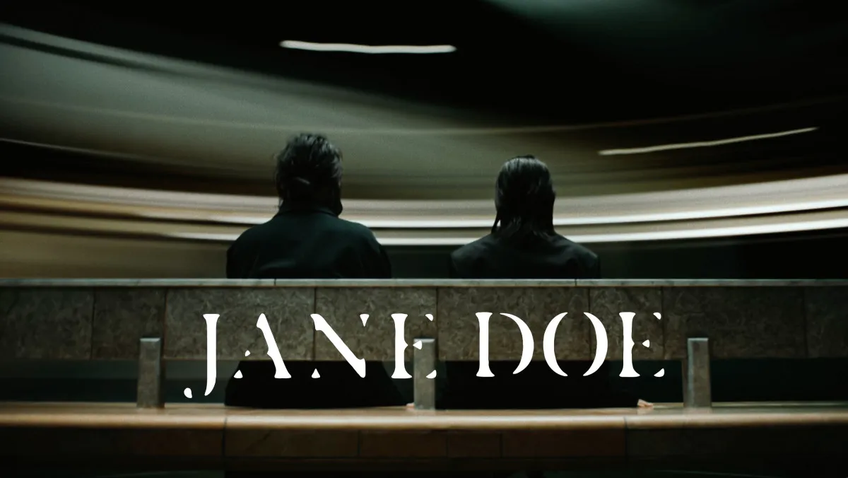米津玄師×宇多田ヒカル、話題のコラボ曲「JANE DOE」“初共演”ミュージックビデオ公開
