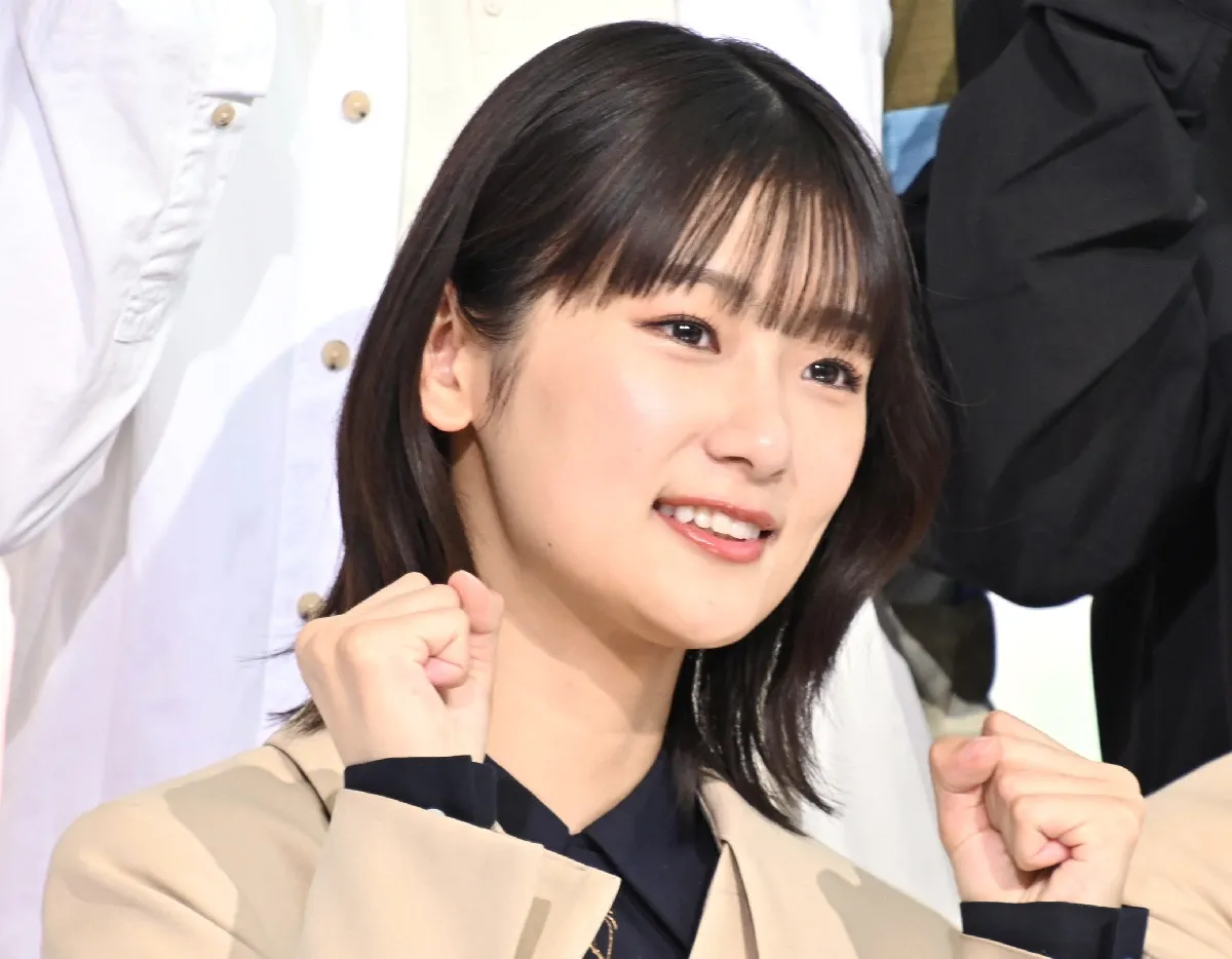 櫻坂46井上梨名、卒業を発表「いっぱい転んで、いっぱい立ち上がってきた7年間でしたね笑」