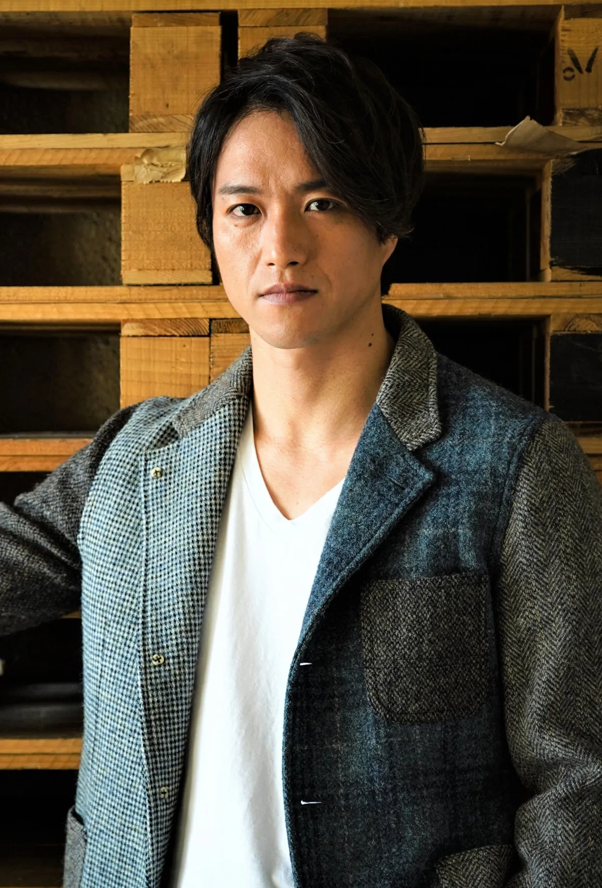 『ウルトラマンオメガ』新田健太の出演を発表「日本が誇る特撮がより多くの人々に」　ゾヴァラス人間態　『仮面ライダーゼッツ』ではゼッツのスーツアクター