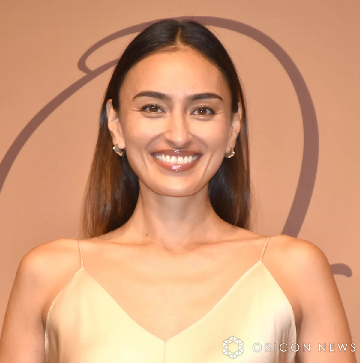 長谷川潤、12歳の娘・アイヴォリーとの初共演CM見て目頭熱く「うるっと来ちゃう」　Mommy→Momに呼ばれ方が変化で成長実感