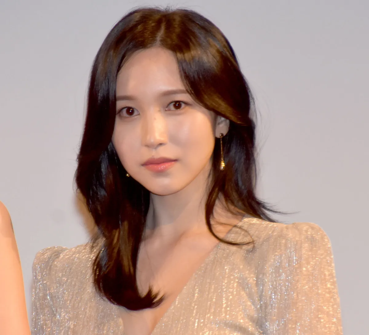 TWICE・ミナ、ツインテール姿に「破壊力凄まじいわ」の声　10周年ファンミーティングのビジュアルが話題に