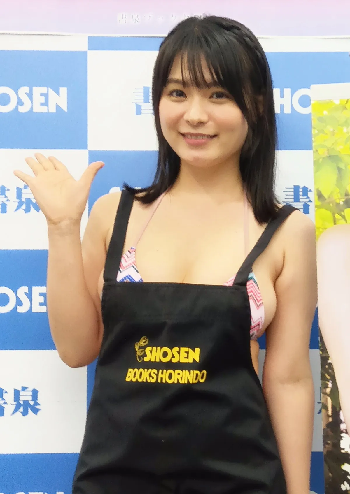 グラビアアイドル・星名美津紀、20代最後のカレンダー発売記念イベント開催「来年もそばにカレンダーを飾って」