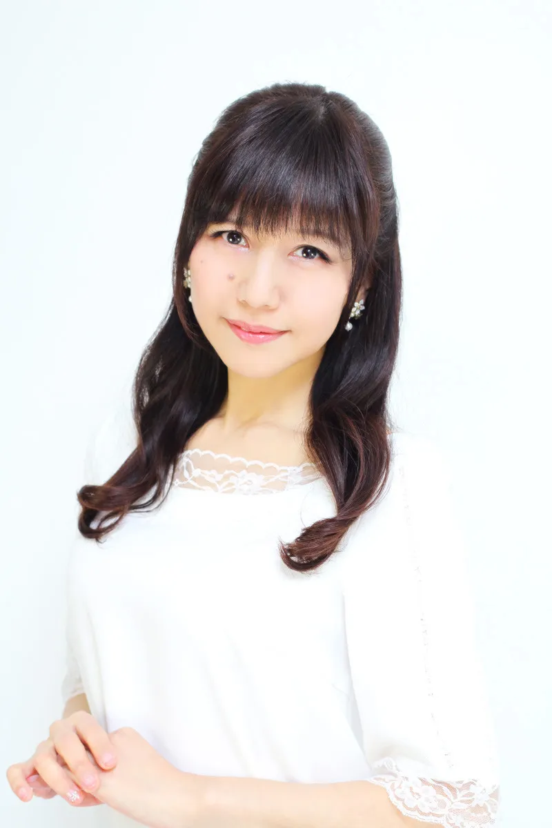 井上喜久子「17才教」入団条件は？　高校制服ショットに声優たち大絶賛「女神さまっ」「さすがーっ！」