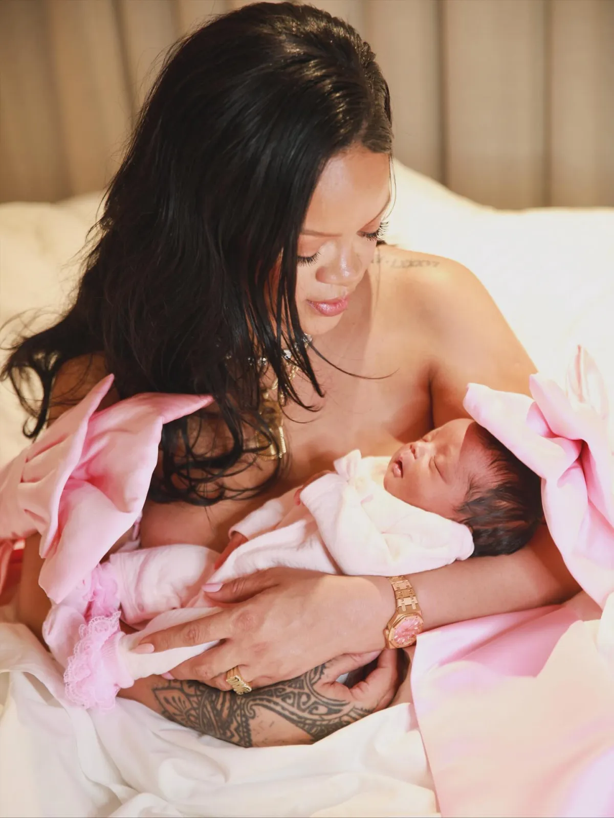 リアーナ、エイサップ・ロッキーとの間に第3子となる女児が誕生