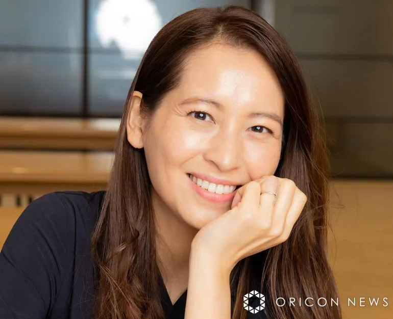 青木裕子、「次男が行きたかったところ」へ親子で“お出かけ”　仲良し2ショットも投稿　夫はナイナイ矢部浩之