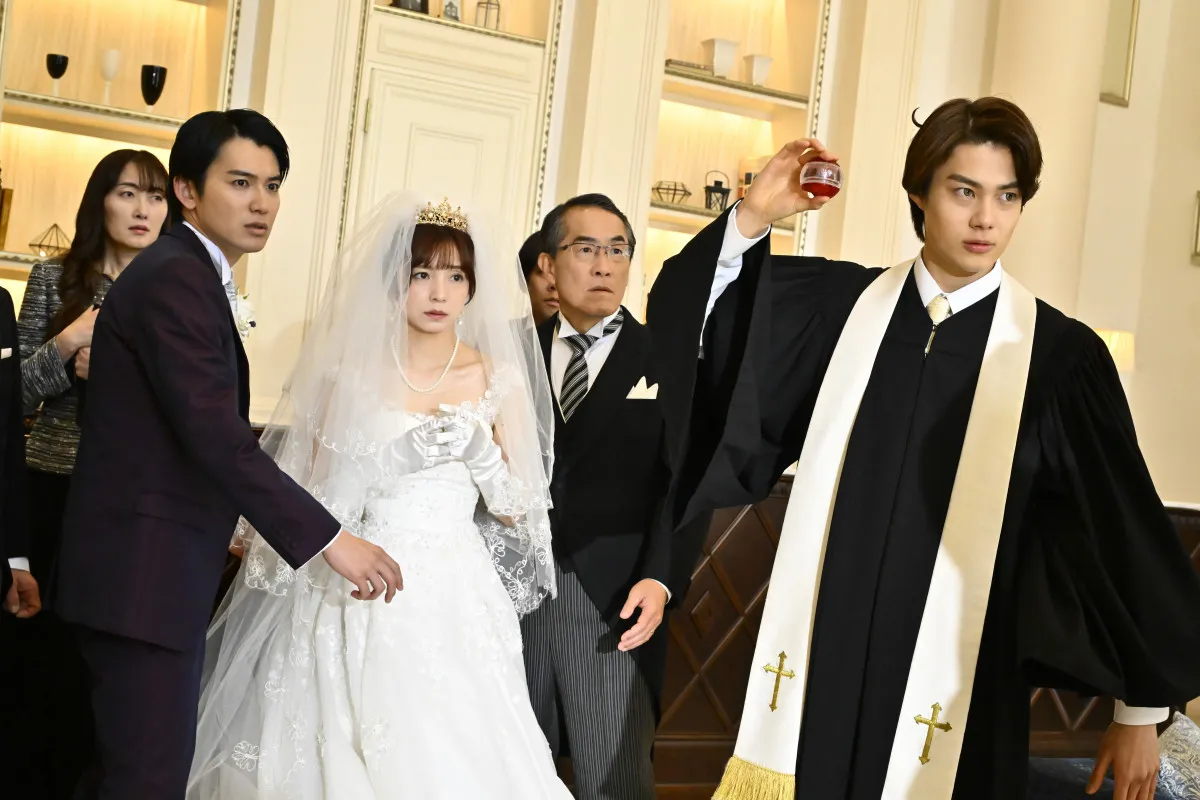 『仮面ライダーゼッツ』に入来茉里　映画『ウィザード&フォーゼ』では美少女仮面ポワトリン役　またも花嫁姿でファン「美しい」