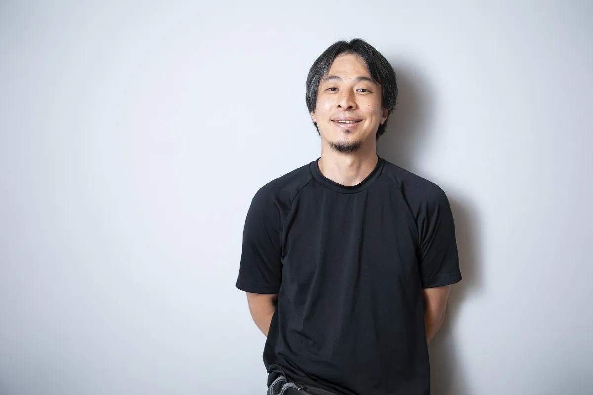 ひろゆき、自民党総裁候補に“ステマ問題”アドリブで切り込む　高市氏は笑み、小泉氏は持ち時間いっぱい謝罪【5人の見解まとめ】
