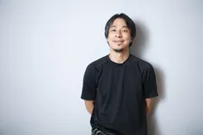 ひろゆき、自民党総裁候補に“ステマ問題”アドリブで切り込む 高市氏は笑み、小泉氏は持ち時間いっぱい謝罪【5人の見解まとめ】
