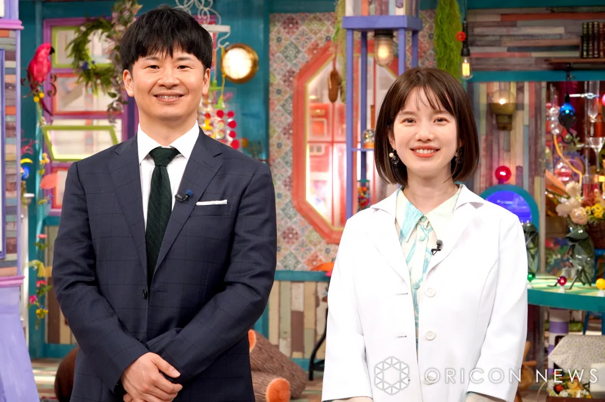 若林正恭「ありがとうすべての激レアさん」　弘中アナは集合ショットで“再会”願う