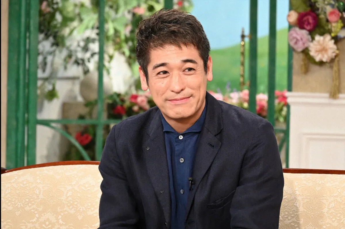 佐藤隆太、子どもの運動会には「仕事を調整して参加」　17年ぶり『徹子の部屋』で独身→3児の父に