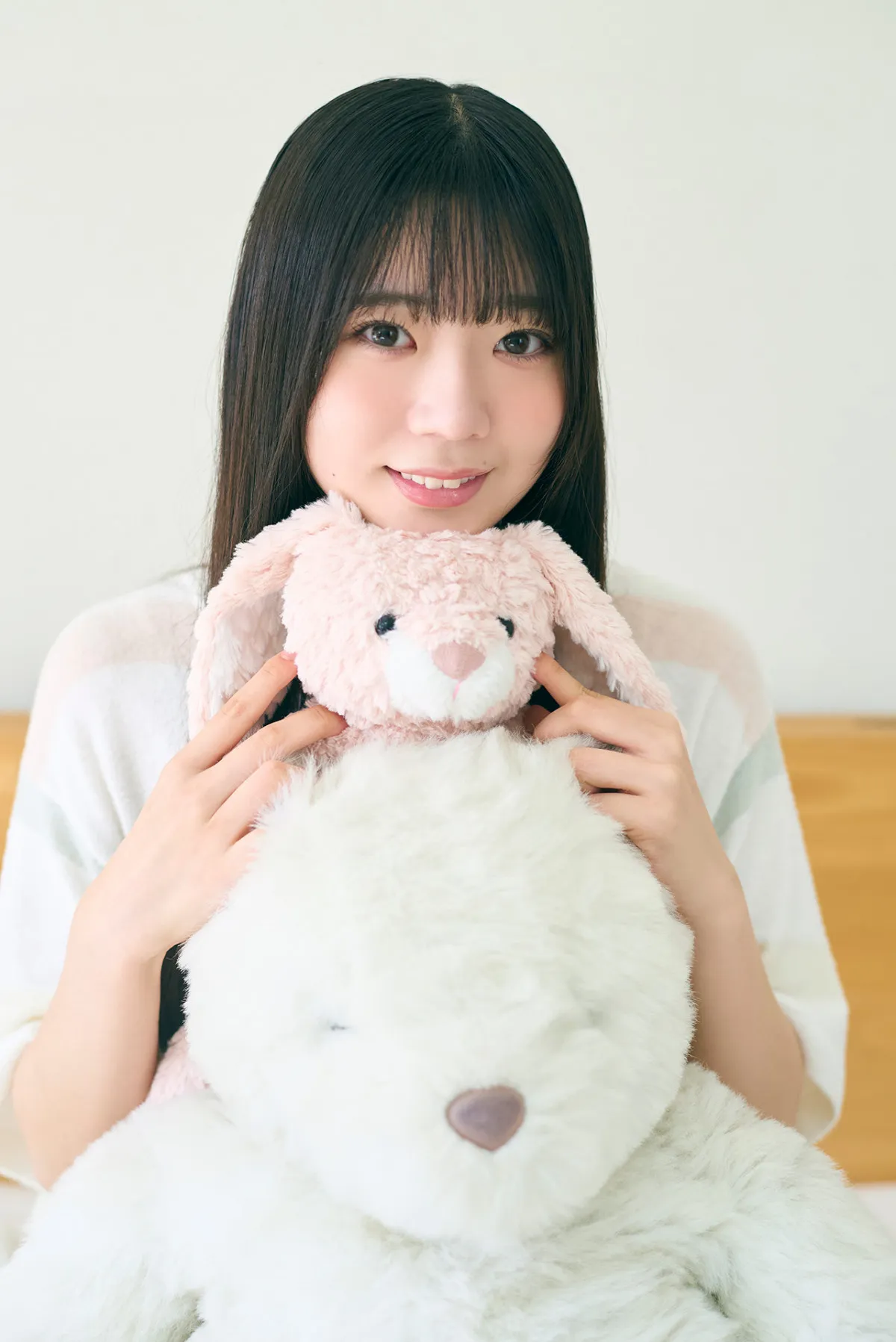日向坂46「五期生のぽかぽか写真館」　7人目は坂井新奈