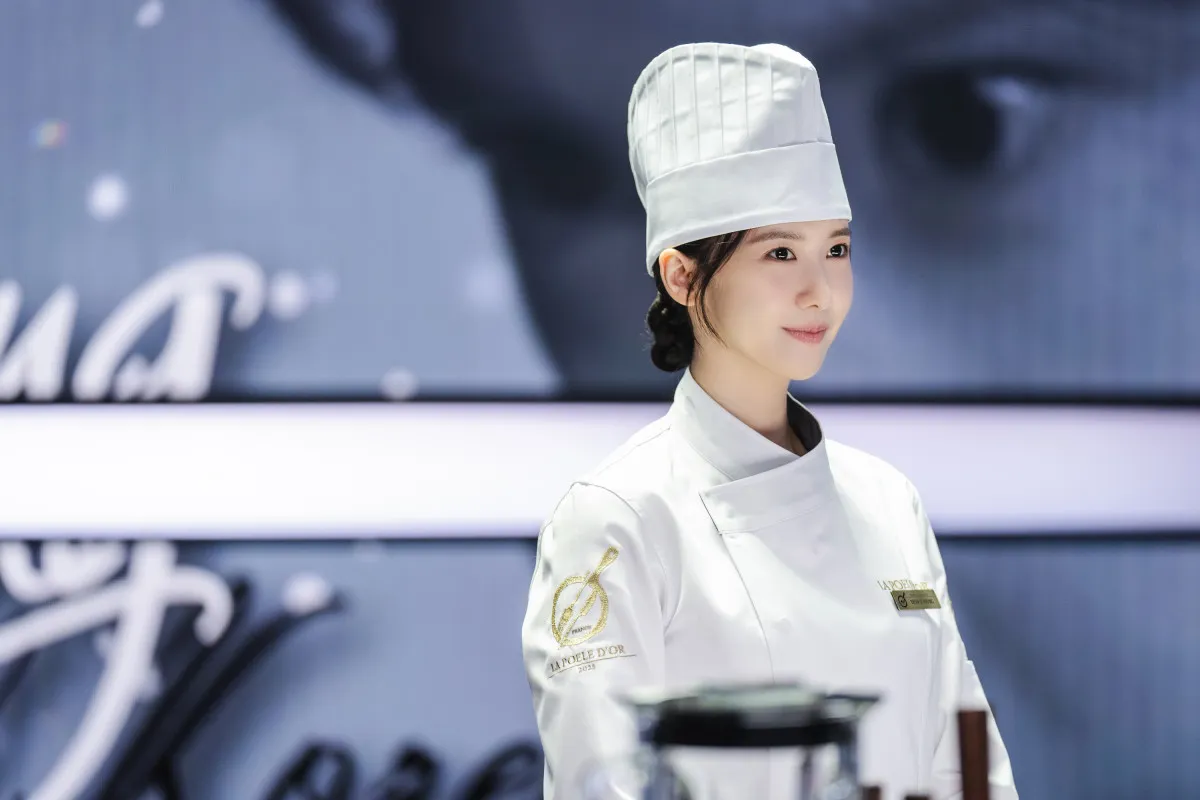 少女時代・ユナ、クランクアップで涙…イ・チェミンとのほっこりオフショットも　『暴君のシェフ』撮影ビハインド公開