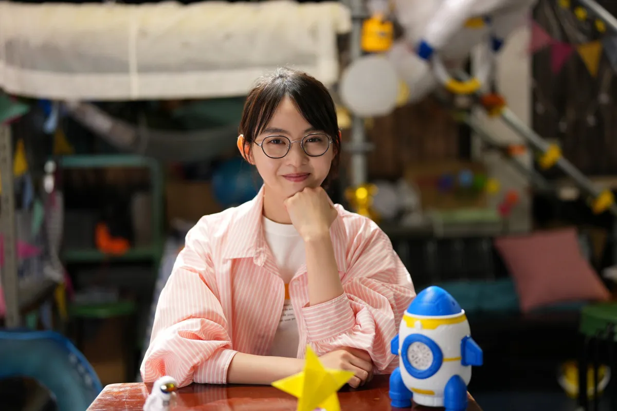 夜ドラ『いつか、無重力の宙で』伊藤万理華、“シングルマザー”役「私の人生経験にない境遇だったので…」【コメントあり】