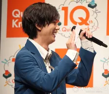 Snow Man阿部亮平、ライブ会場で“難問うちわ”にファンサービス「グロタンディーク素数は?」