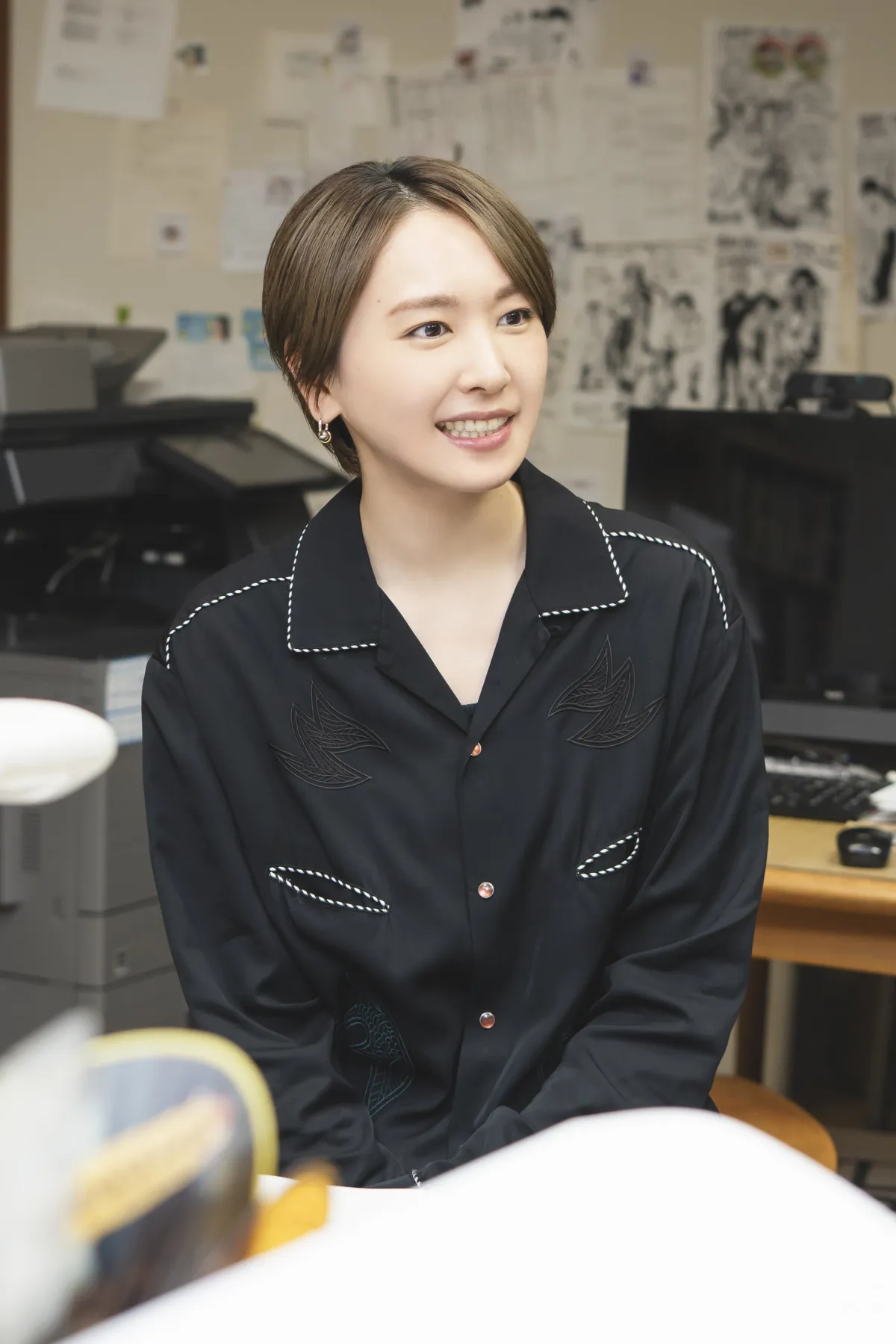 新垣結衣、久々のショートカット話題　独占写真に「ガッキーの可愛さは、歳を重ねても変わらない」