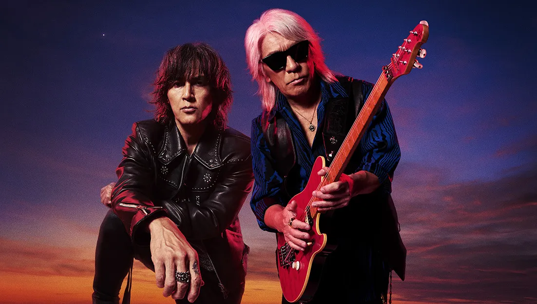 B'z、3年ぶりのアルバムを11月12日リリース　タイトルは『FYOP』＆ジャケットは燃える巨大ラジカセ