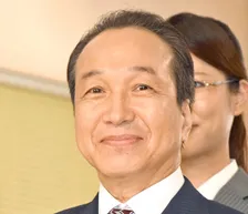 小日向文世、“孫”と2ショット「微笑ましい写真」「小日向さんの目が優しい」　『ばけばけ』で福地美晴と共演