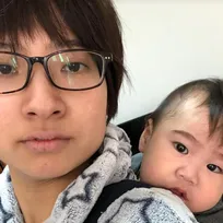 母親=女である必要はない? 人の目ばかり気にしていたシングルマザーが垢抜けた7年間の記録「諦めない姿を息子に見せる」