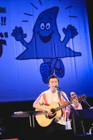 桑田佳祐、茅ヶ崎FM開局2周年記念イベントで地元への感謝伝える　ビートルズや加山雄三のカバーなども披露　10・11に一部放送