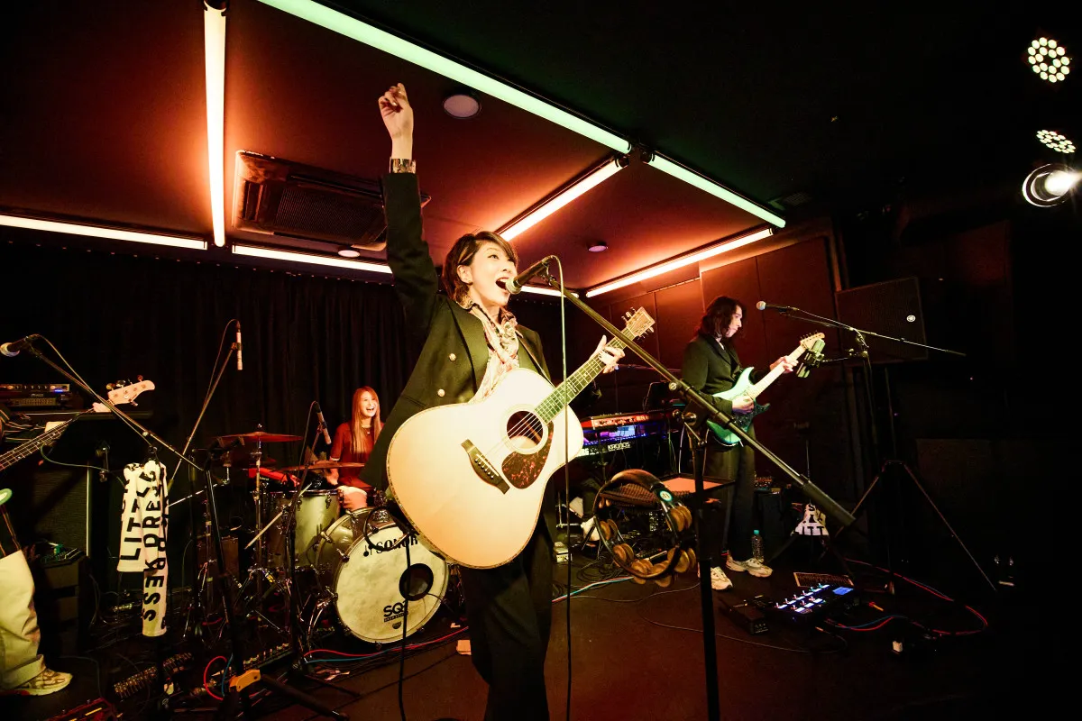 Little Black Dress、メジャー1stアルバム記念ライブを東京で開催　代表曲や「君は1000％」カバーも披露