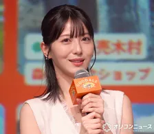 浜辺美波、初のお酒のCMの裏話　綾瀬はるか＆鈴木亮平＆ミセスと乾杯で午前中からビールをグビグビ「幸せな気持ち」