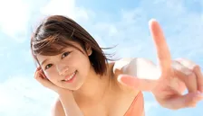 グラビア界期待の北野瑠華、沖縄で開放的になった大胆美ボディ披露「自然体な私を感じられる1冊」