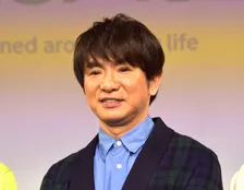 濱口優、ハート描くシルエットの“家族写真”に反響「仲良し家族をありがとうございます」「素敵な写真ですね」